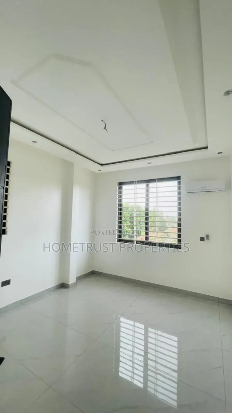 5bdrm Duplex in Hometrust Properties, East Legon for sale