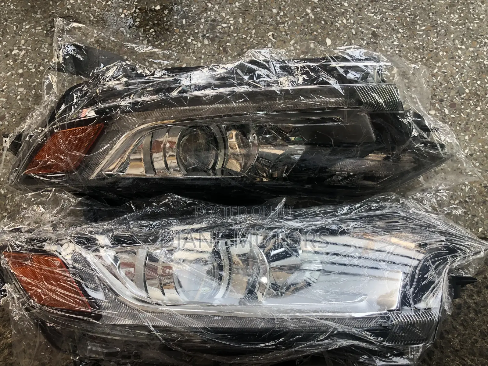 Mitsubishi Outlander 2016 Headlights Pair
