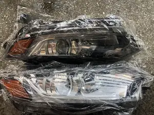 Mitsubishi Outlander 2016 Headlights Pair