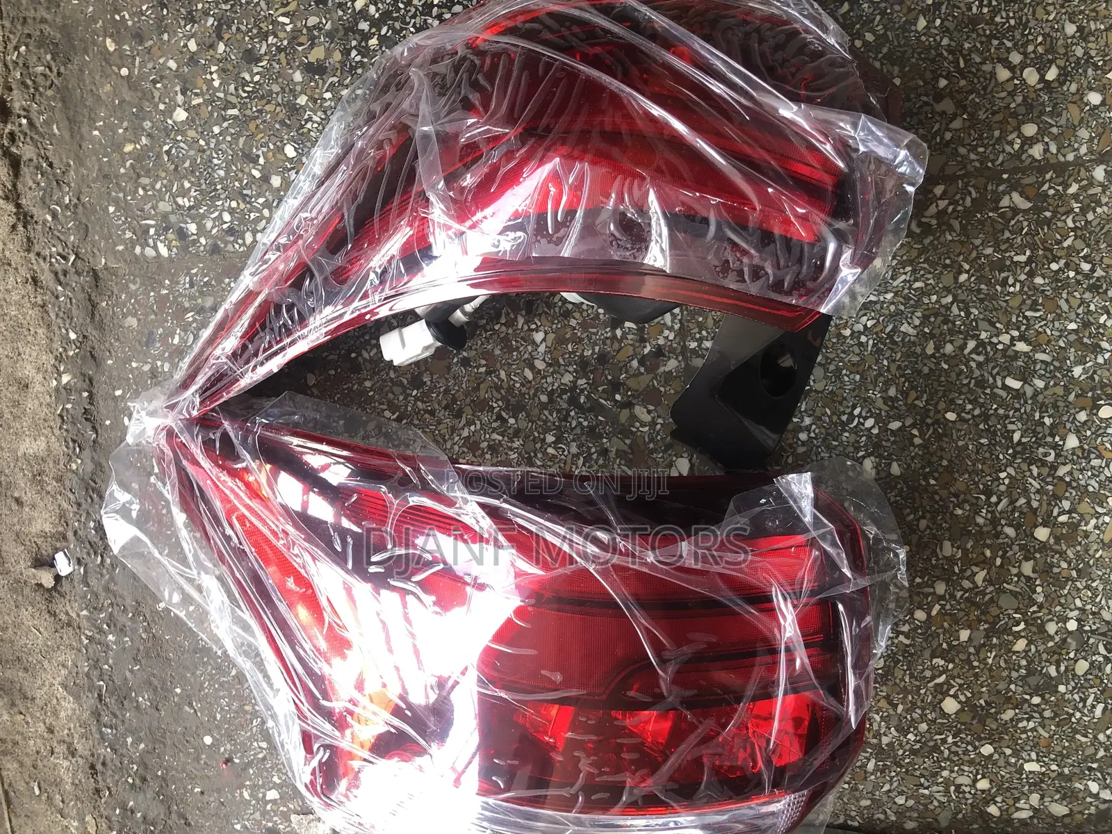 Mitsubishi Outlander 2016 Taillights