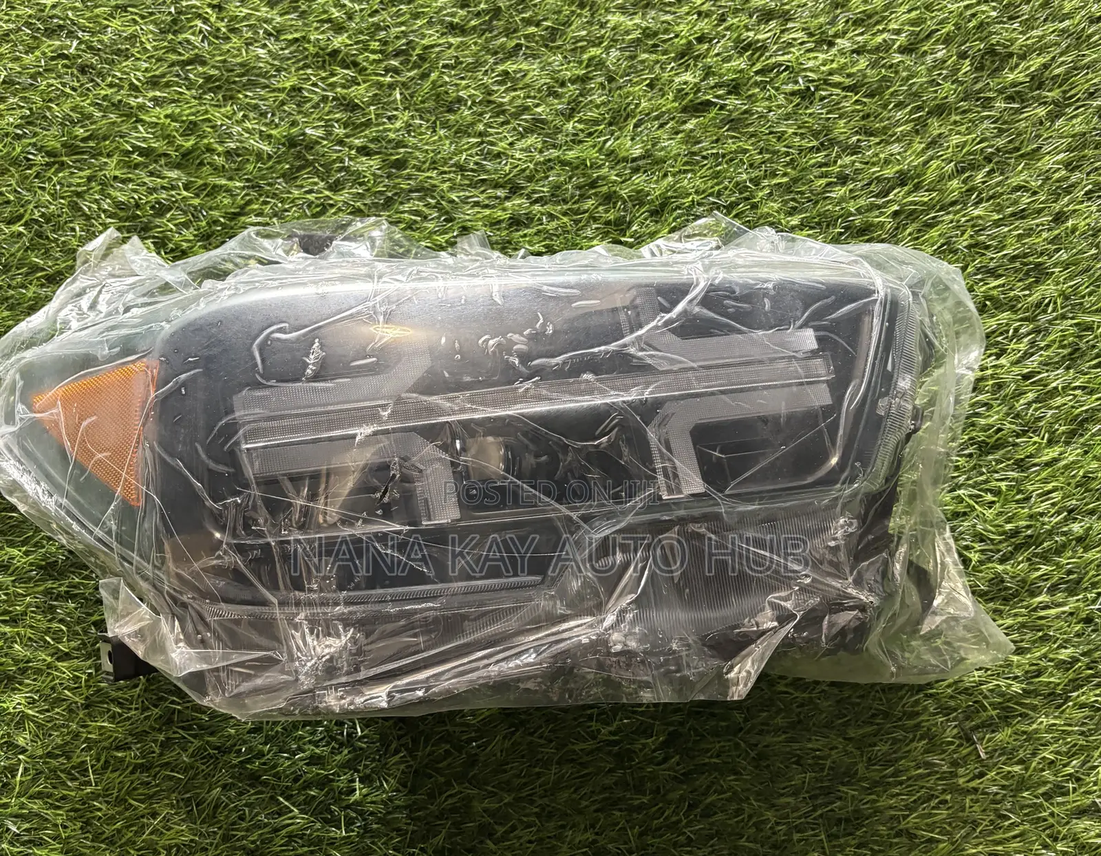 Toyota Tacoma 2016,2017,2018,2019,2020 Spec Headlight Pair