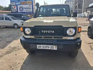 Toyota Land Cruiser 79 Series 2025 Gold