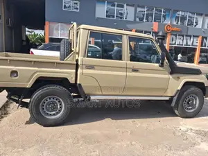 Toyota Land Cruiser 79 Series 2025 Gold