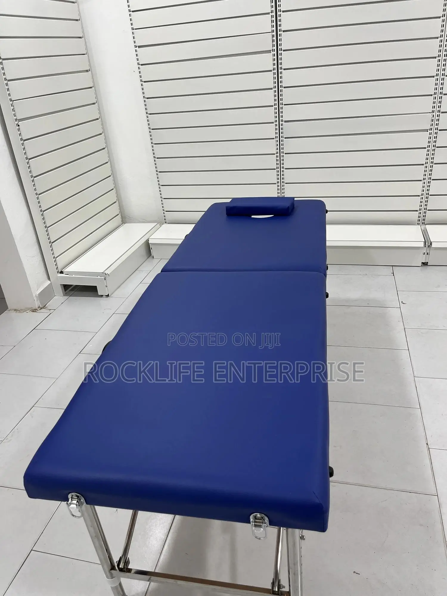 Massage Bed(Adjustable Height)