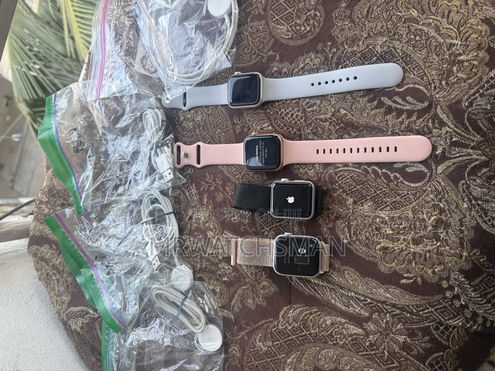 Apple Watches Series 3 and 4’S