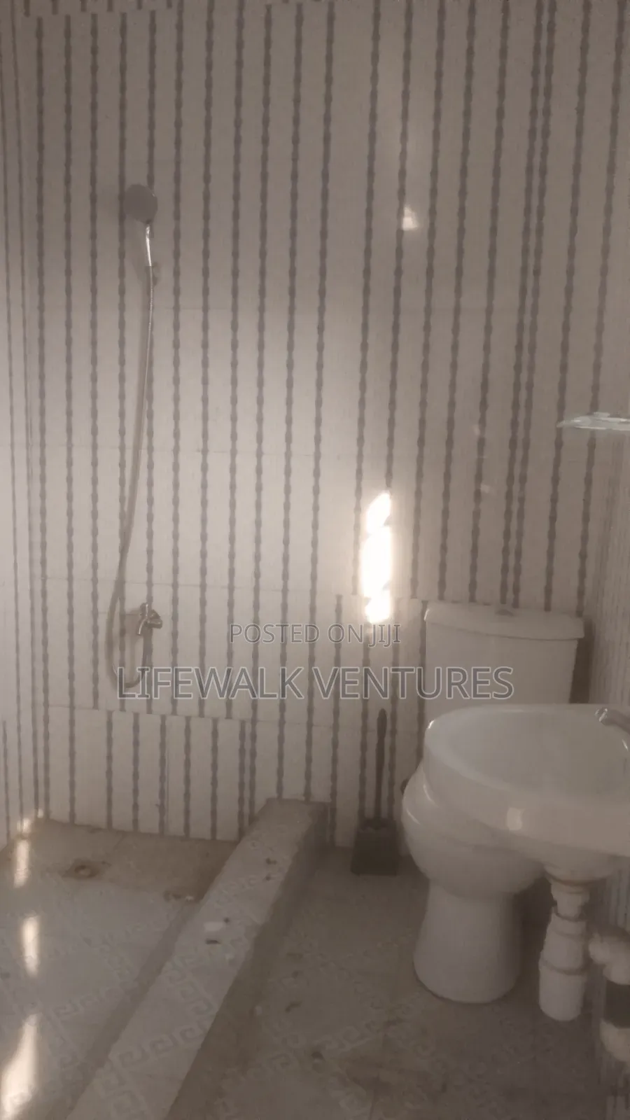 2bdrm Apartment in American House for rent