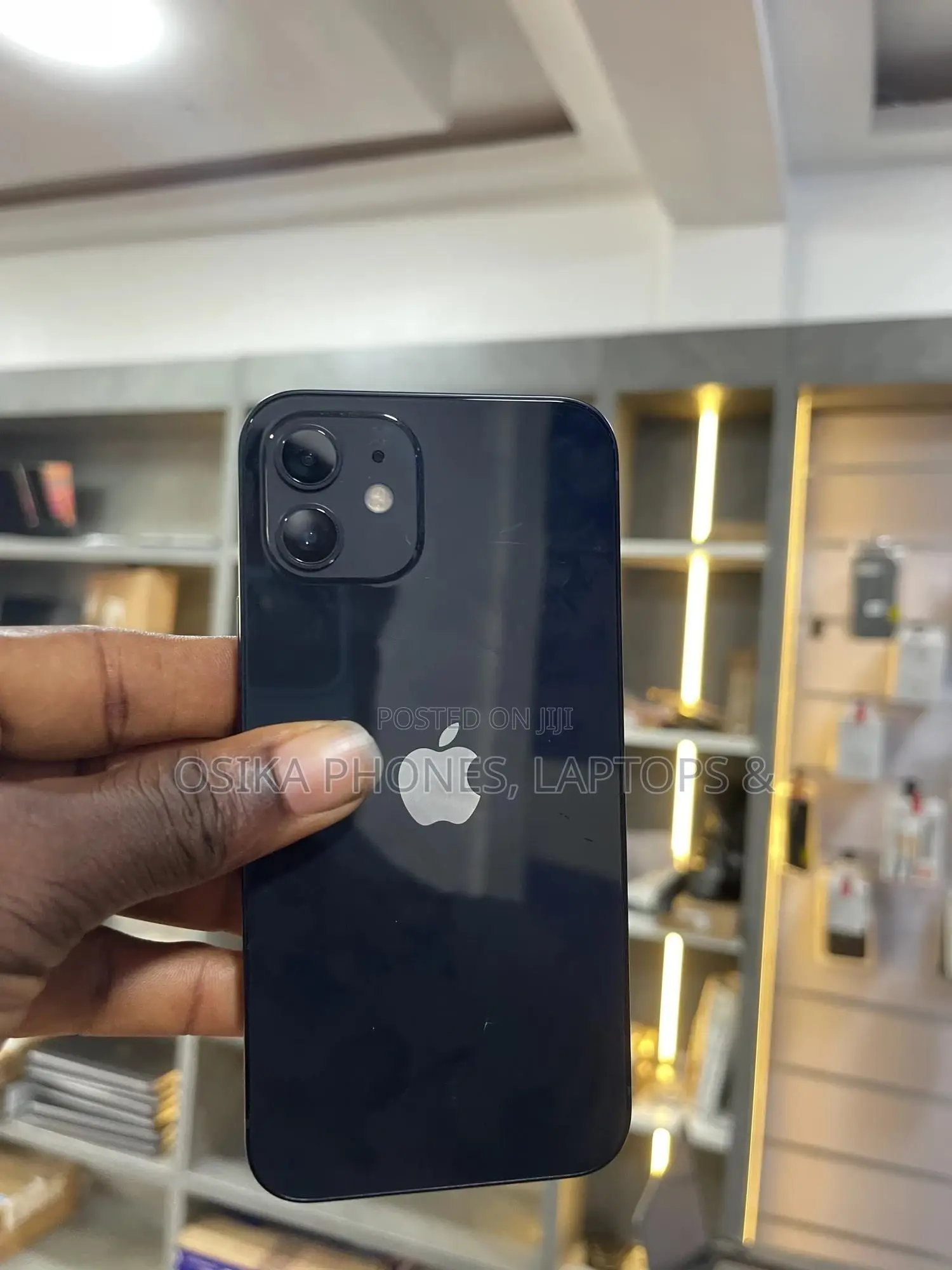 Apple iPhone 12 64 GB Black