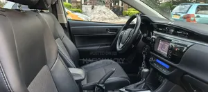Toyota Corolla S 4dr Sedan (1.8L 4cyl CVT) 2016 Silver