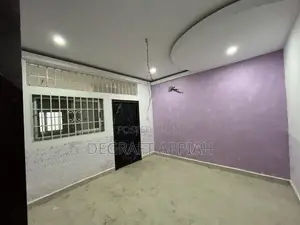 6bdrm House in Santasi Trede, Kumasi Metropolitan for sale