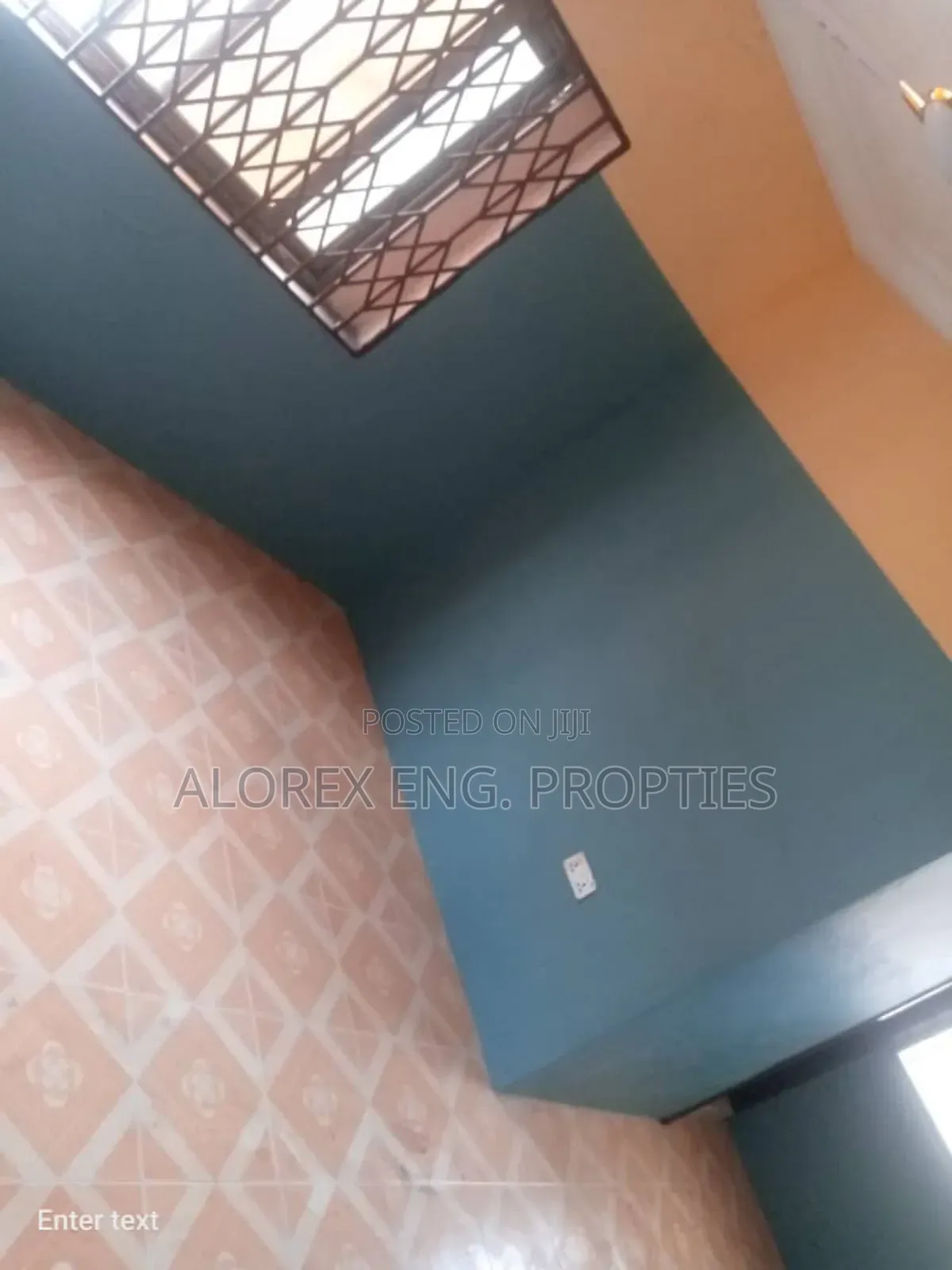 3bdrm Apartment in Ashieyie, Adenta for rent