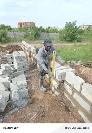 Building Contractor