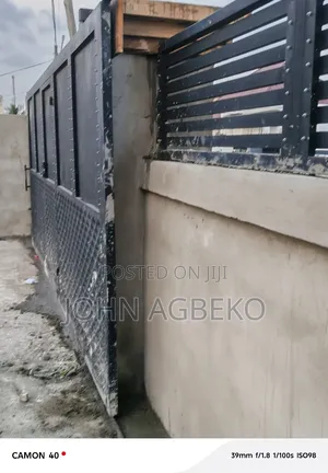 Building Contractor