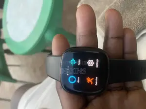 Fitbit Versa 3
