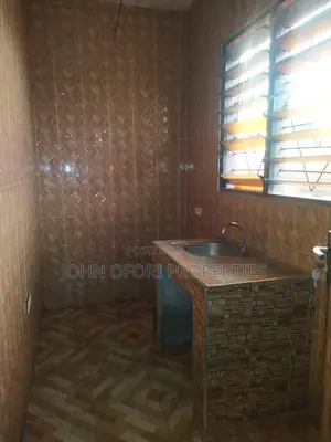 2bdrm Apartment in Ayeduase K 5 Juncion, Kumasi Metropolitan for rent