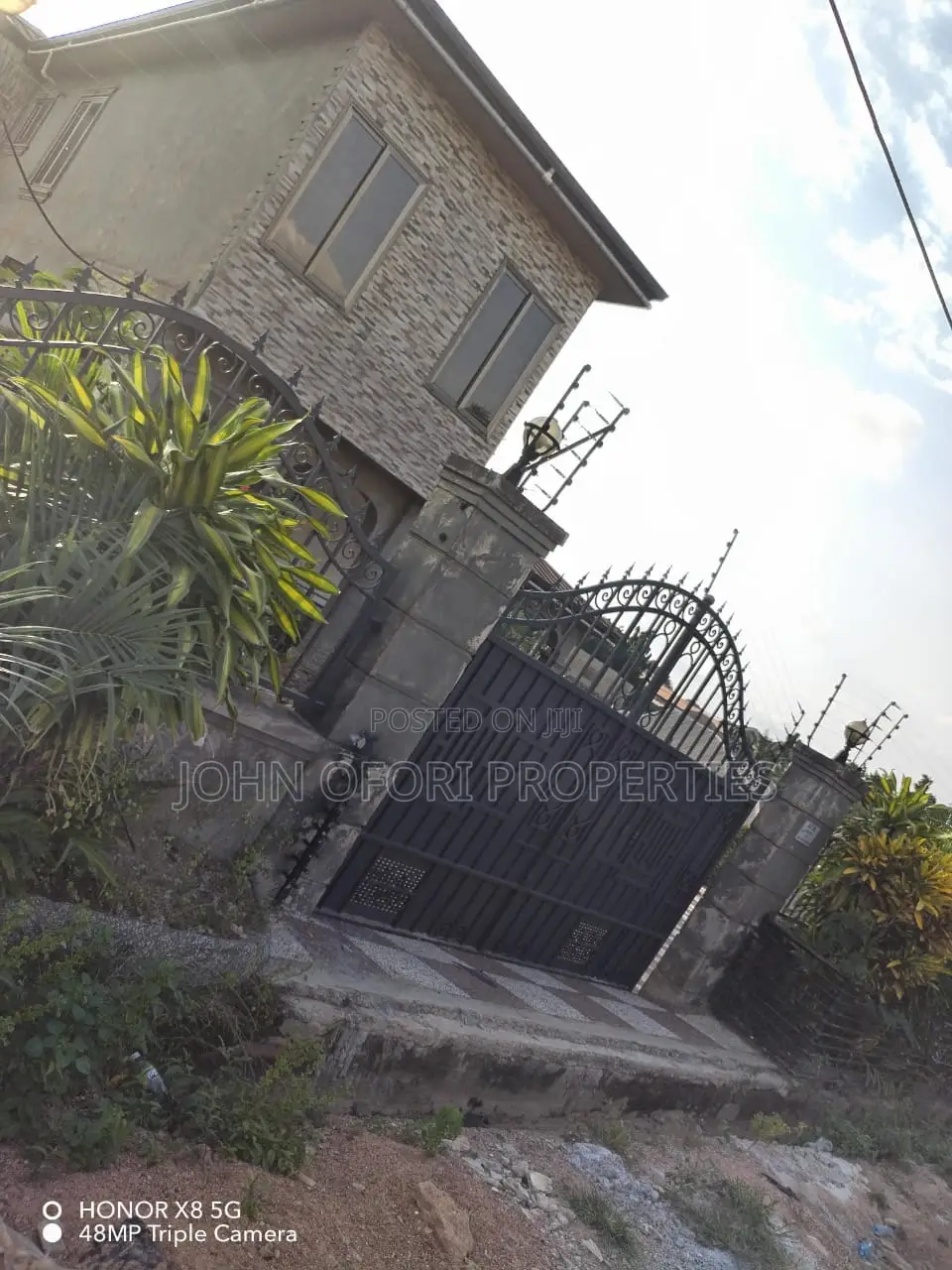 2bdrm Apartment in Ayeduase K 5 Juncion, Kumasi Metropolitan for rent