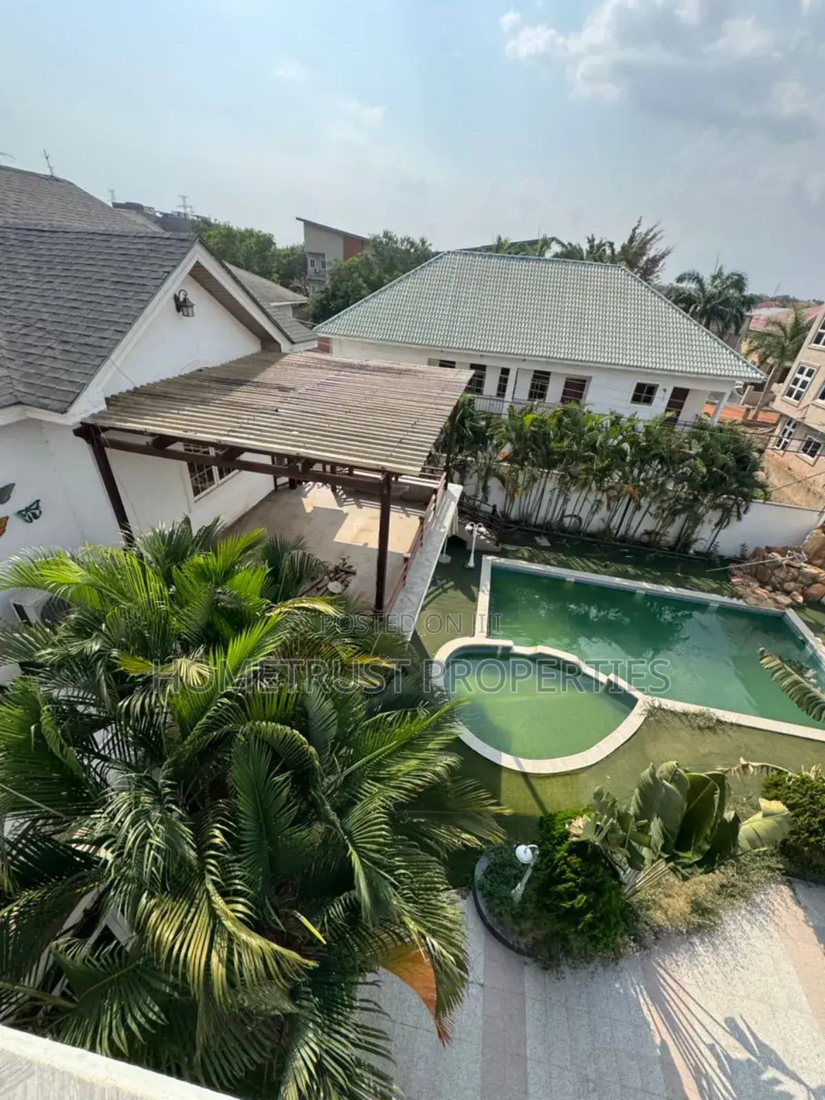 6bdrm Mansion in Hometrust Properties, East Legon for sale