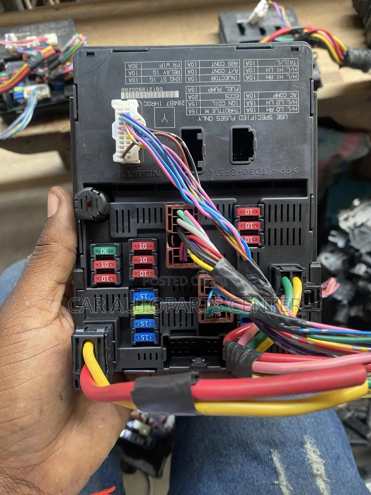 Nissan Versa Fusebox