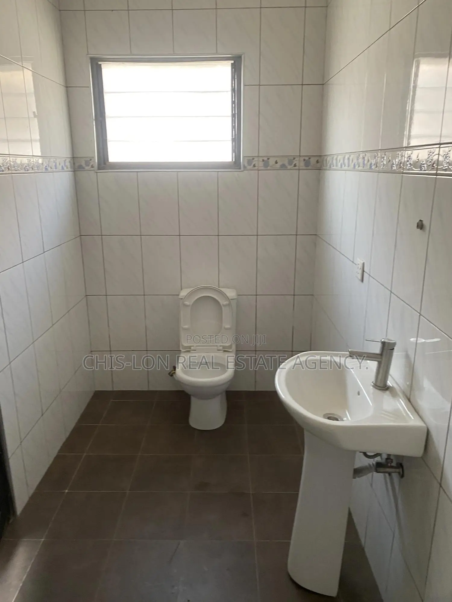 3bdrm House in Kasoa New Market, Adam Nana for rent