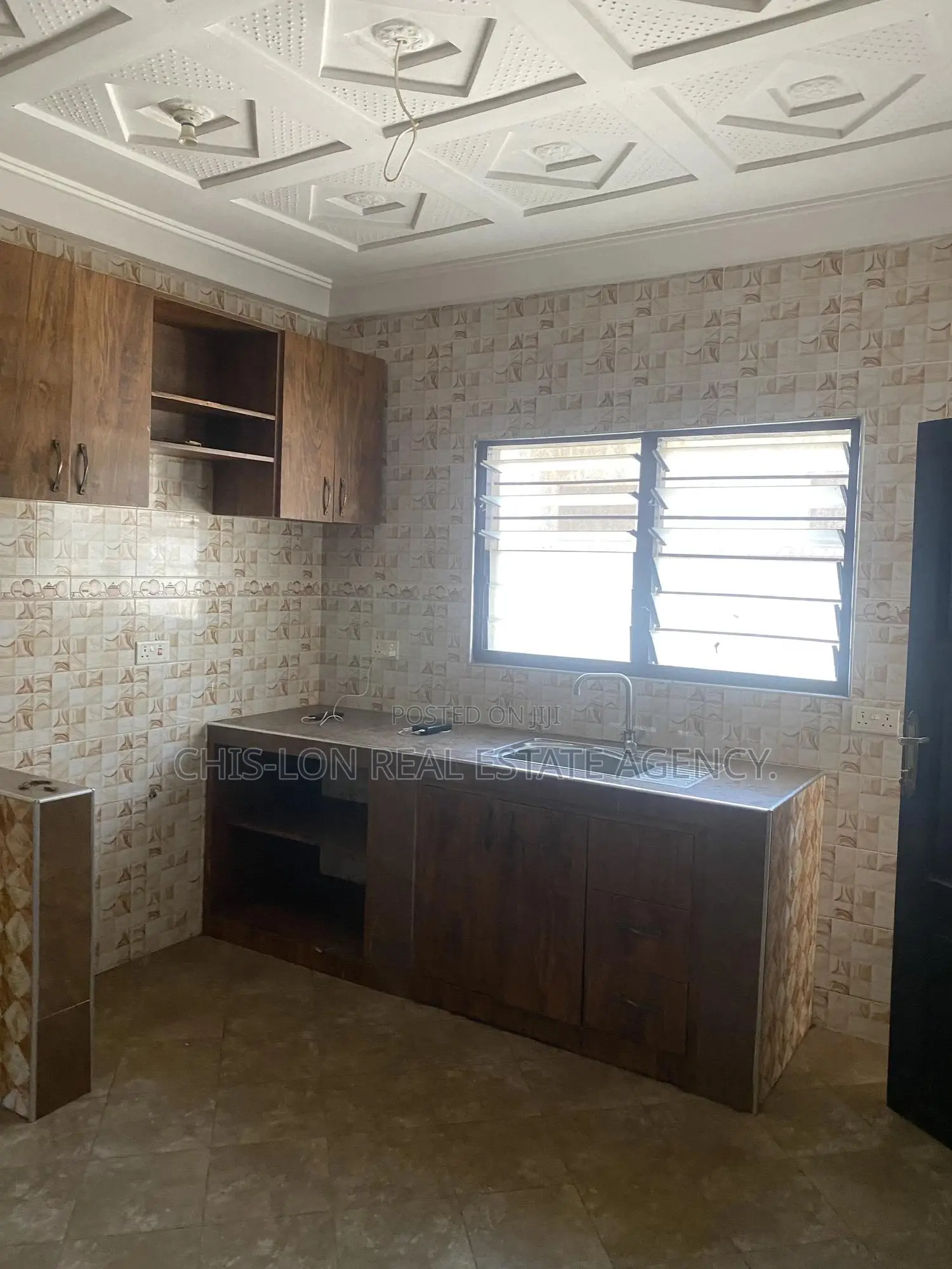 3bdrm House in Kasoa New Market, Adam Nana for rent