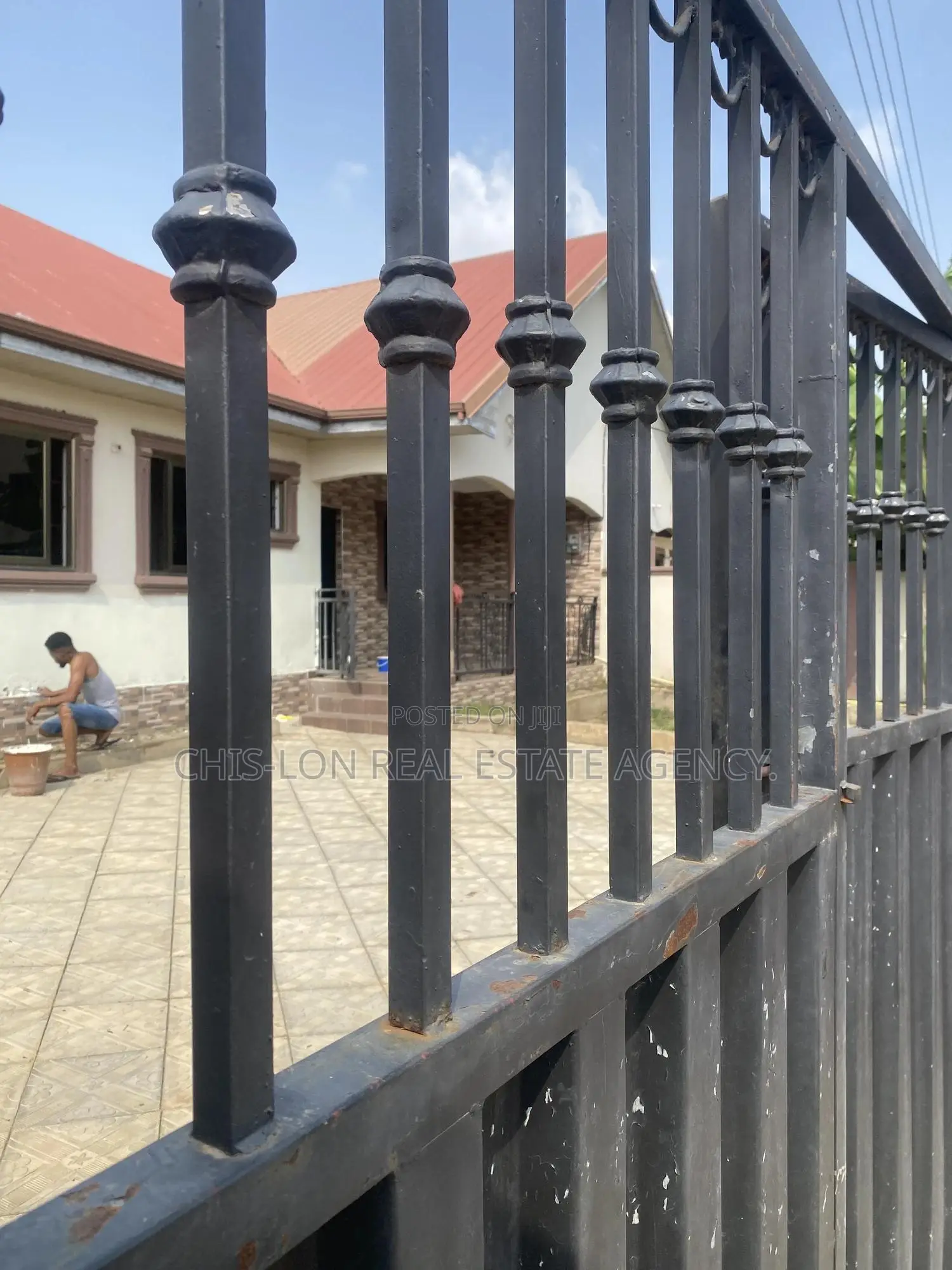 3bdrm House in Kasoa New Market, Adam Nana for rent