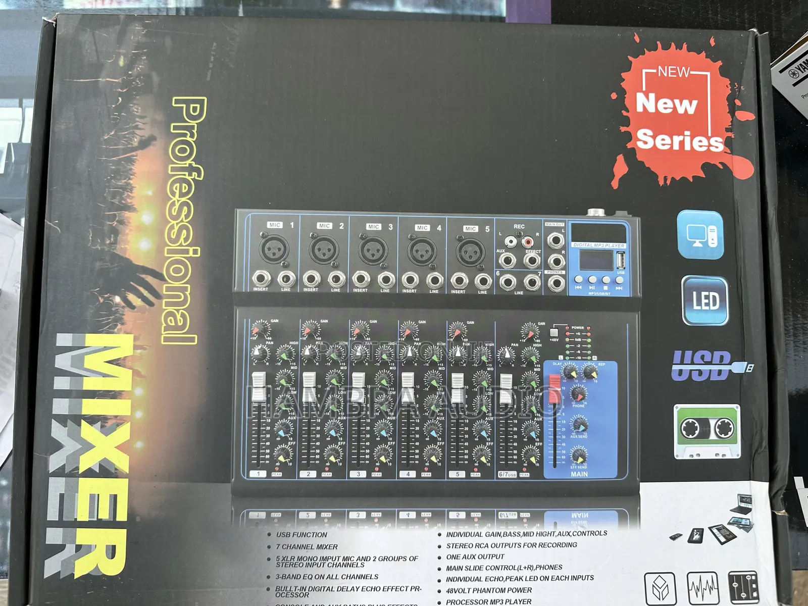 Yamaha 7 Channels Live Mixer