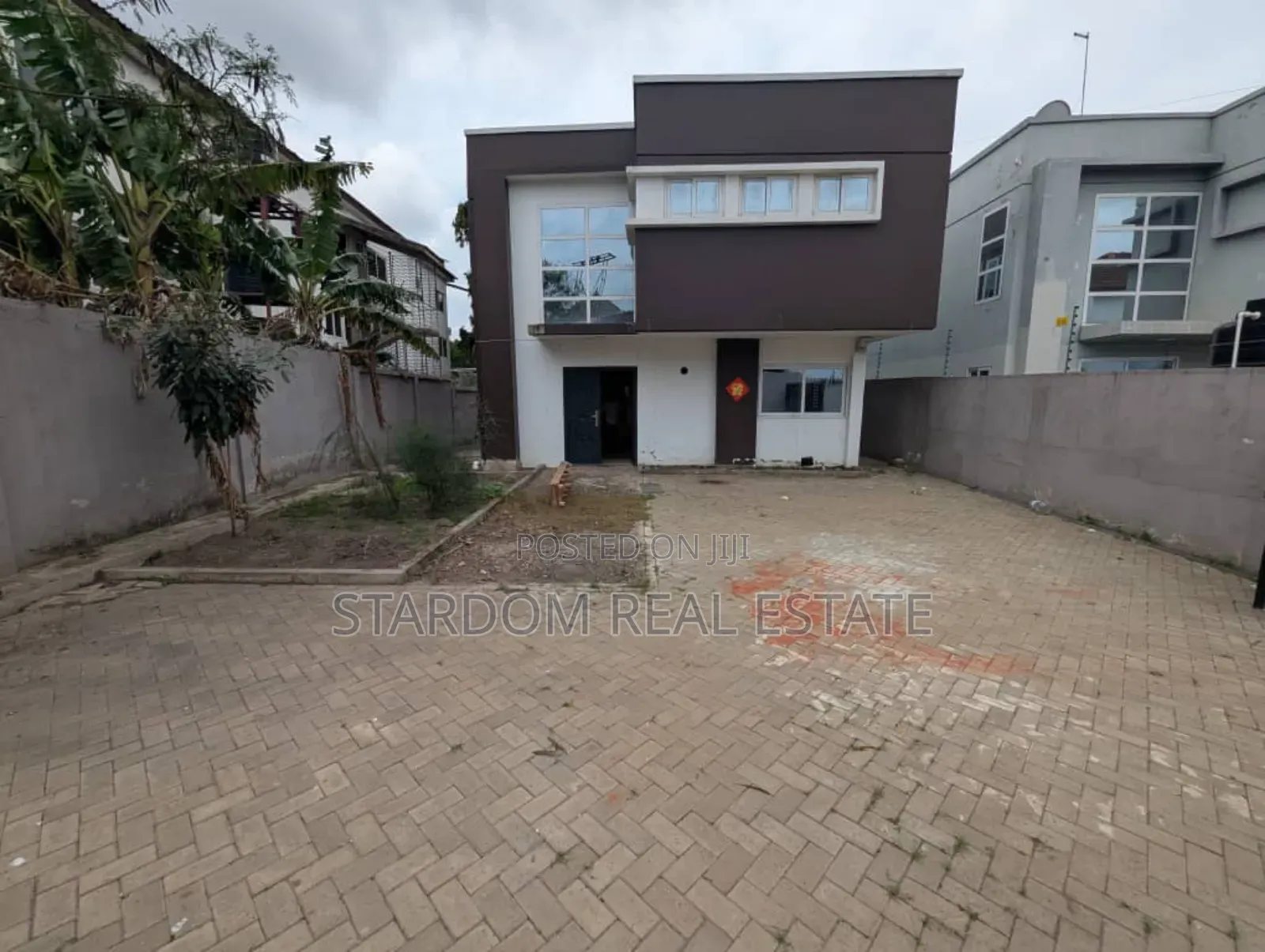 4bdrm Duplex in Tesano for rent