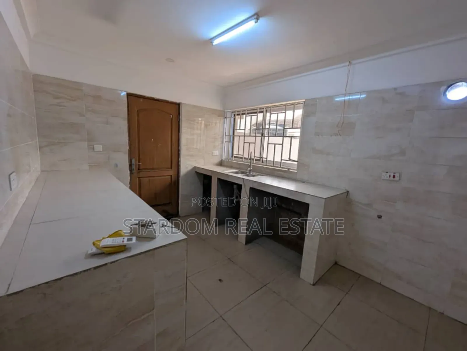 4bdrm Duplex in Tesano for rent