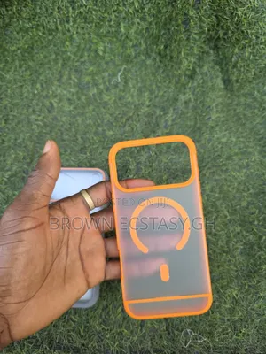 iPhone 17 Pro Max Hard Shell Semi Transparent Case