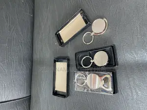 Metallic Keyholders