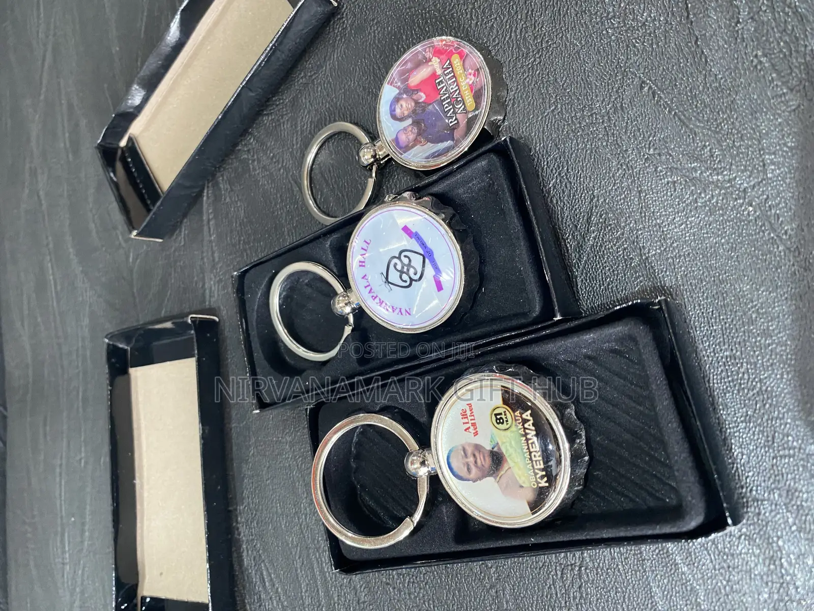Metallic Keyholders
