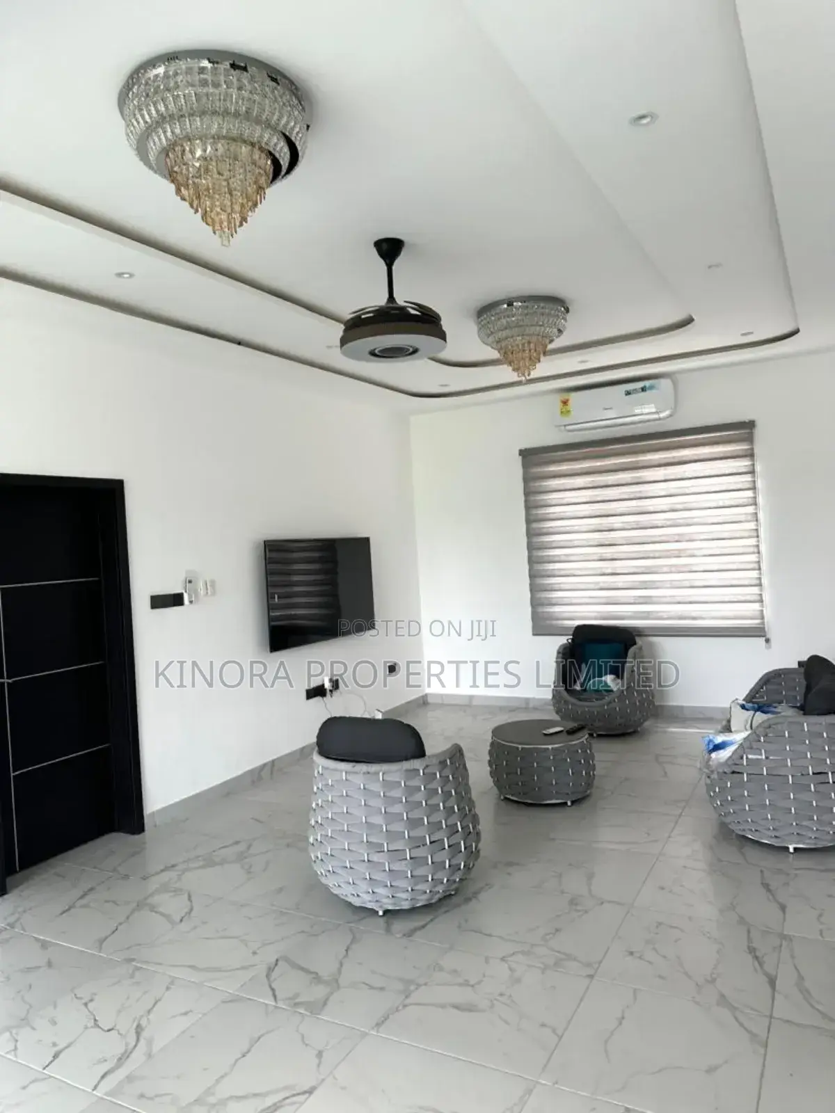 Furnished 4bdrm Duplex in Cantonment, Cantonments for sale