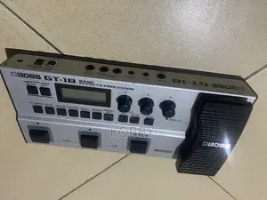 Boss Gt1b Bass Effect Pedal