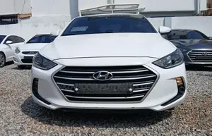 Hyundai Elantra Limited 2018 White
