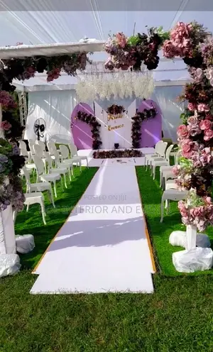 Engagement Decor