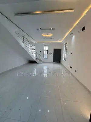 2bdrm Duplex in School Junction, Ashaley Botwe for sale