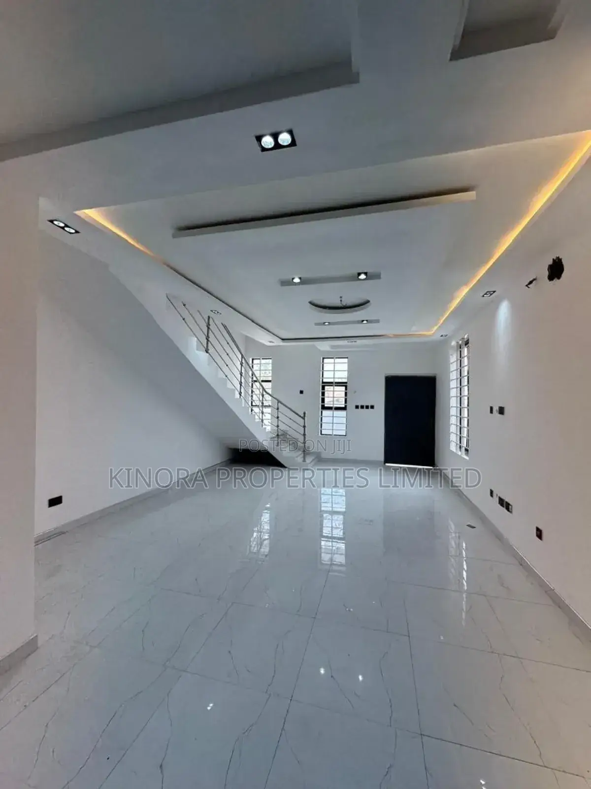 2bdrm Duplex in School Junction, Ashaley Botwe for sale