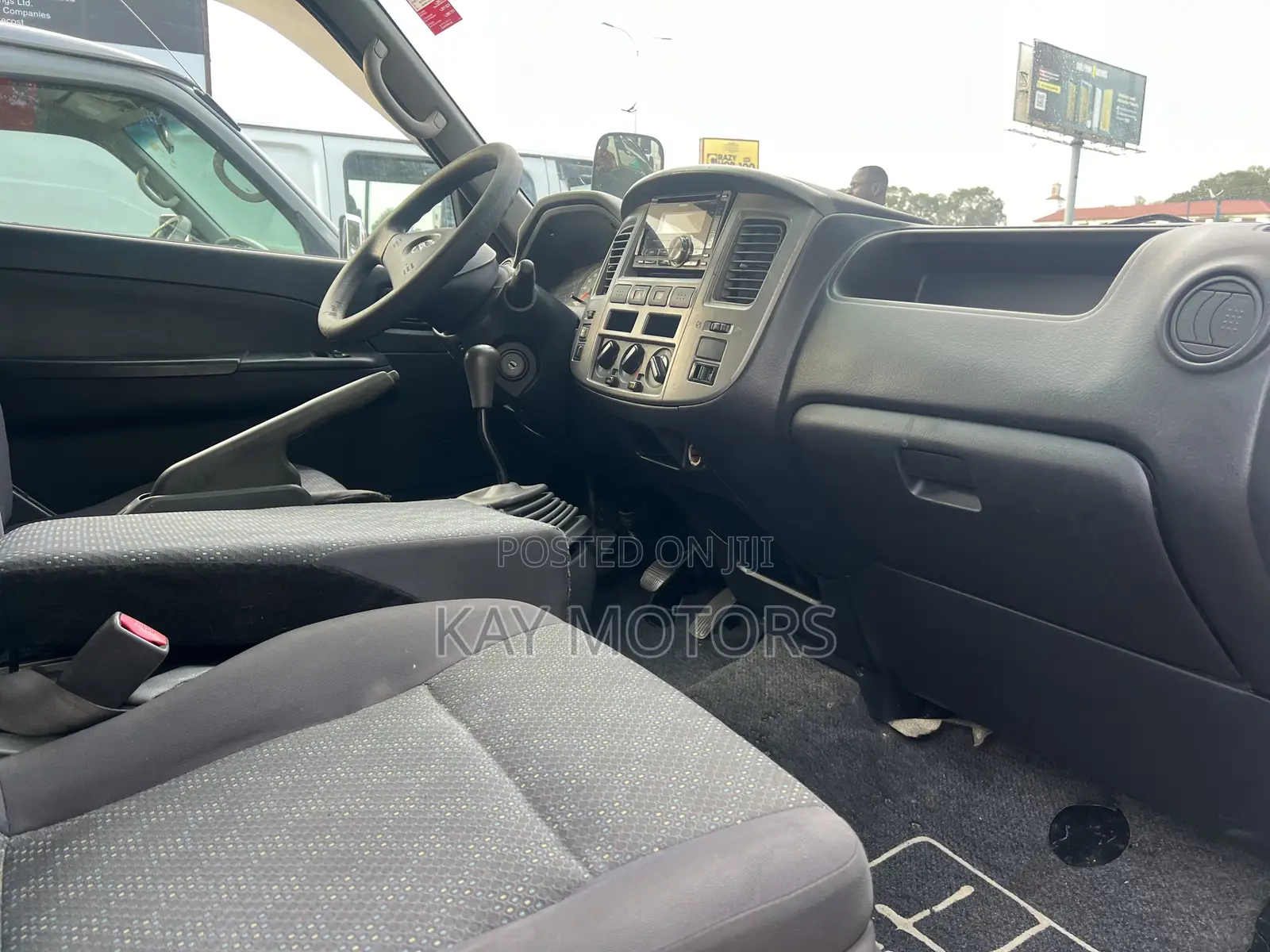 Nissan Caravan (Urvan) 2005 Grey