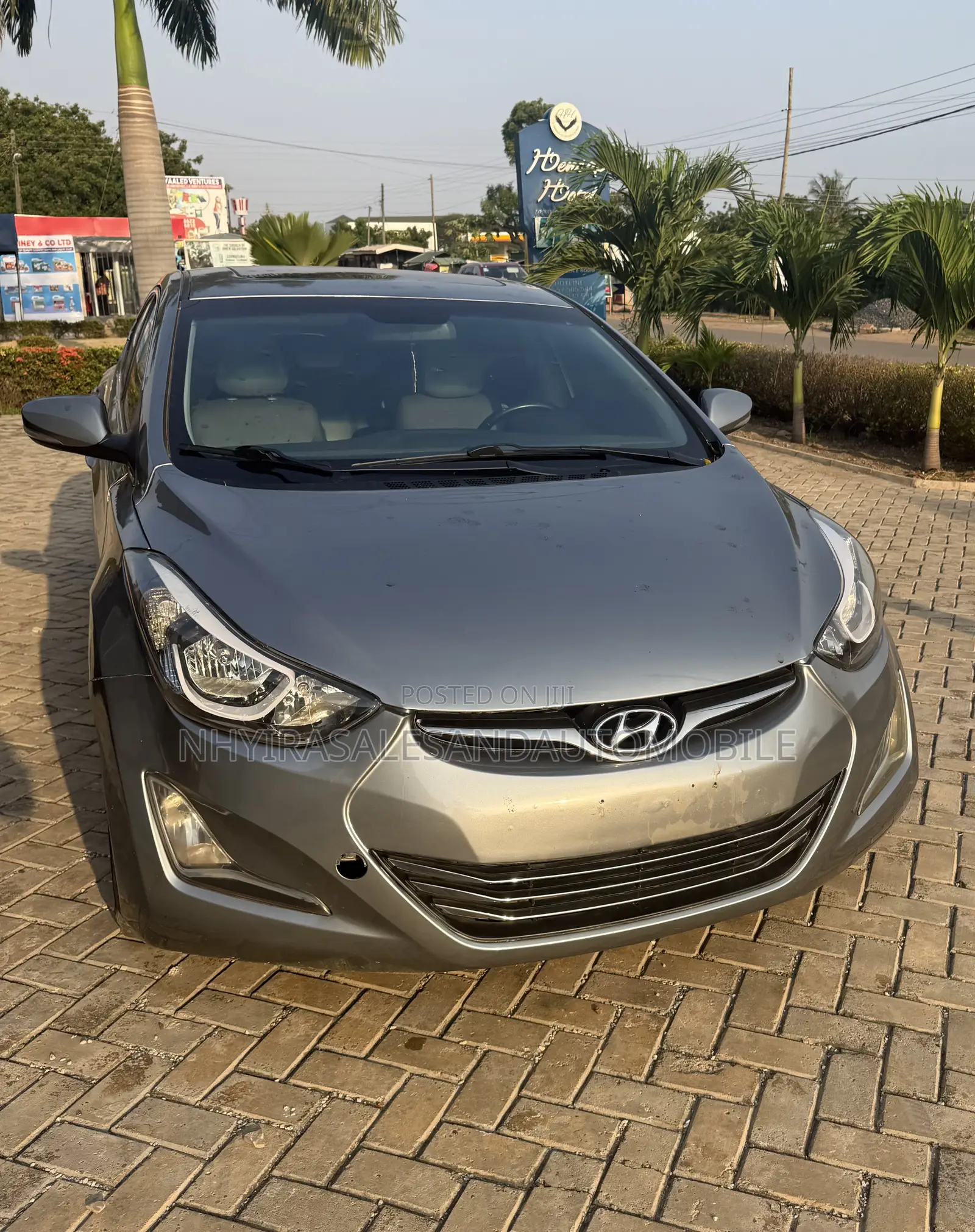 Hyundai Elantra Limited 4dr Sedan (1.8L 4cyl 6A) 2015 Gray