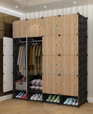 16 Cubes Plastic Wardrobe