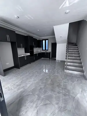 4bdrm Townhouse/Terrace in Labone for sale