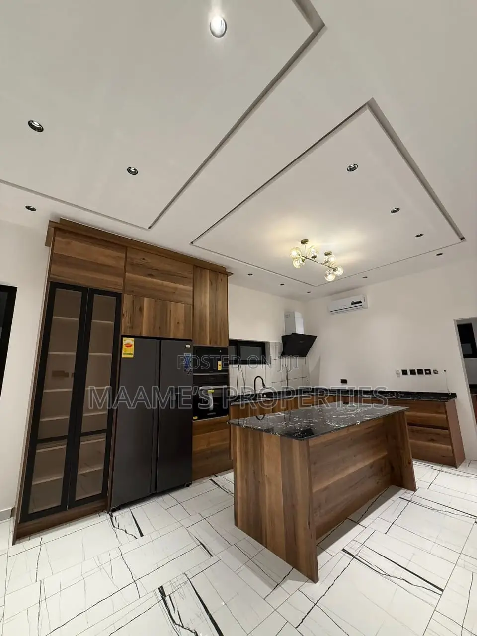 4bdrm Duplex in Kwabenya for sale