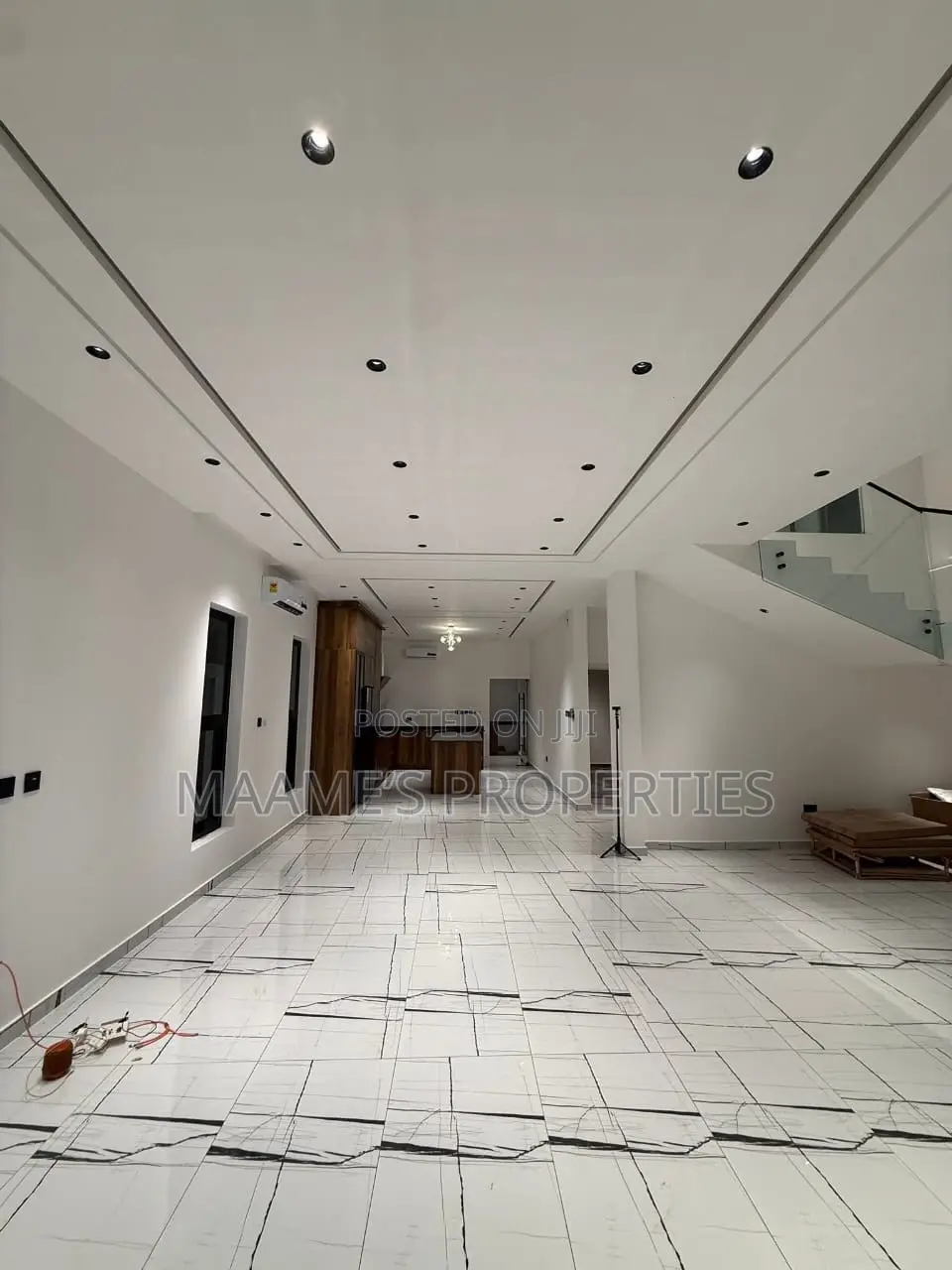 4bdrm Duplex in Kwabenya for sale