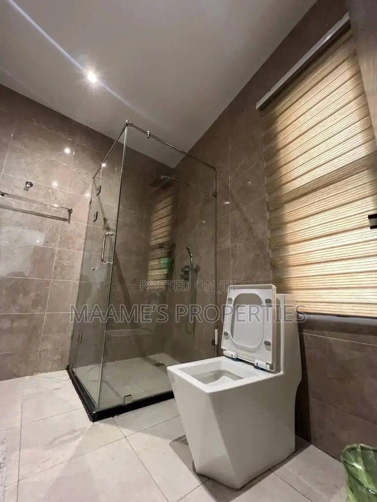 Furnished 2bdrm House in Ashaley Botwe for sale