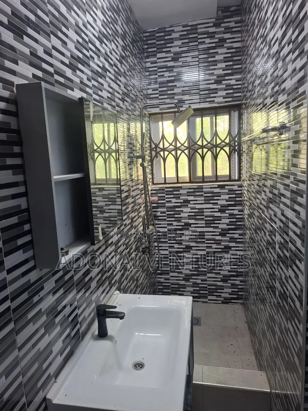 4bdrm House in Sokoban Kwamonma, Kumasi Metropolitan for rent