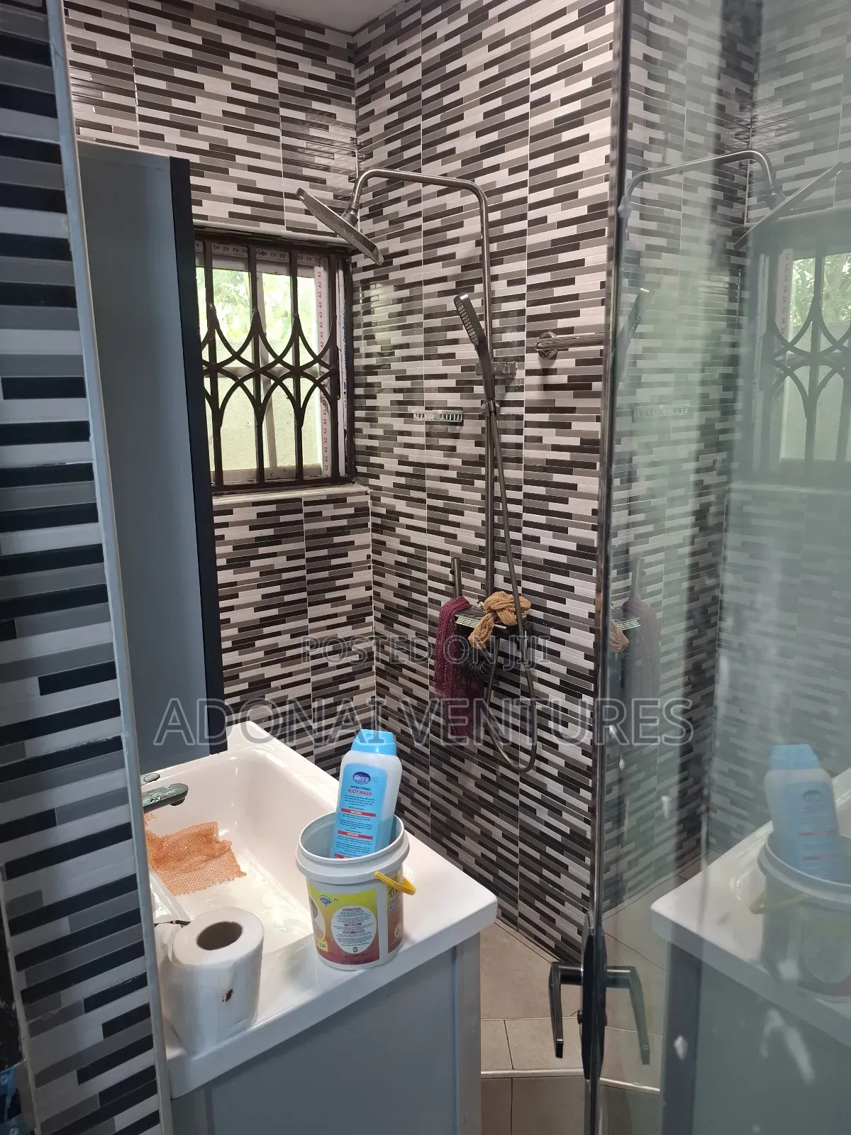 4bdrm House in Sokoban Kwamonma, Kumasi Metropolitan for rent