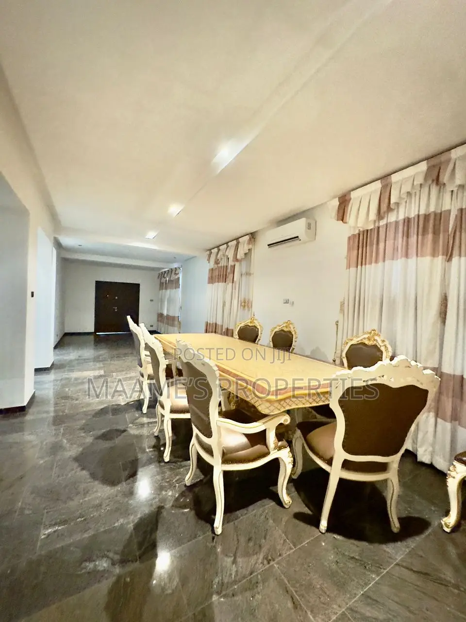6bdrm Mansion in Cantonments for sale