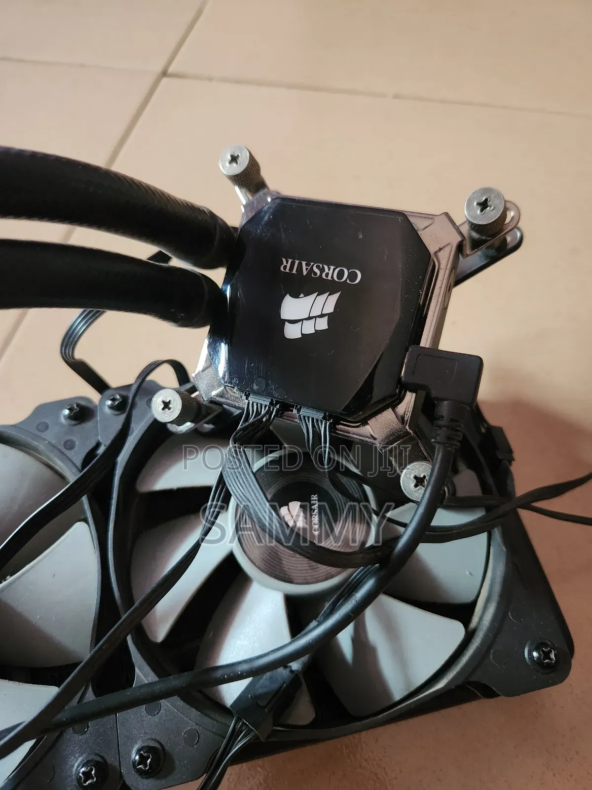 RGB Corsair Liquid Cpu Cooler