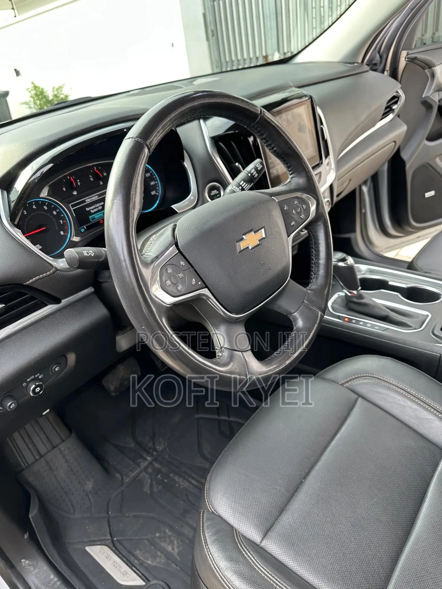 Chevrolet Traverse Premier AWD 2019 Gray