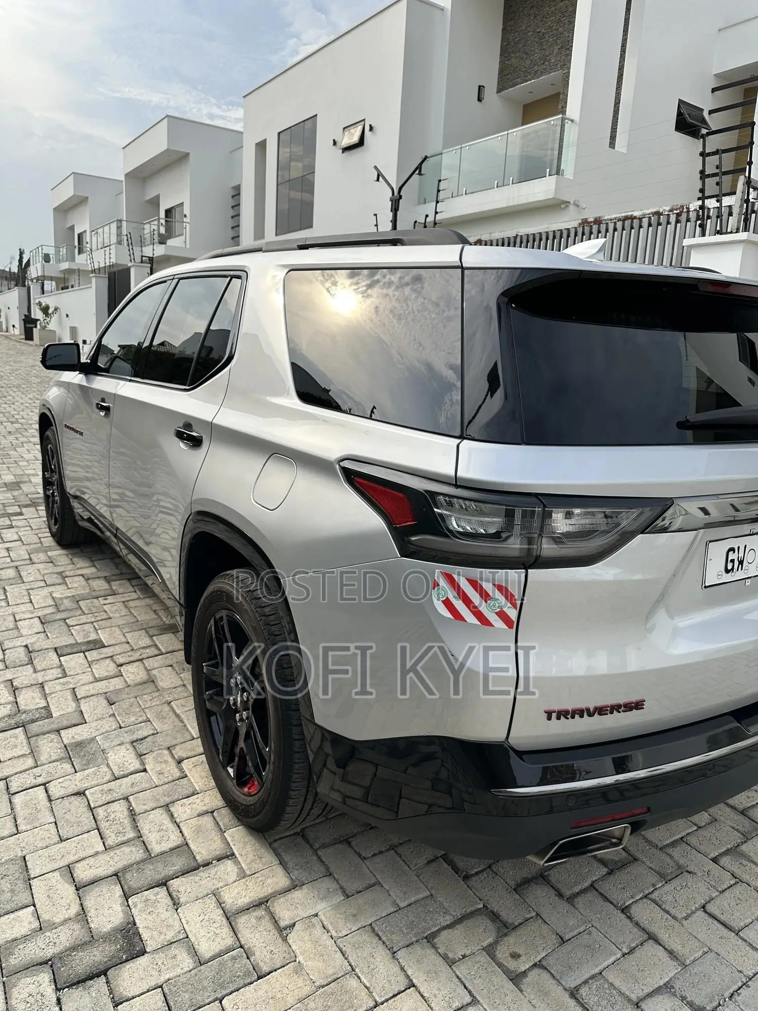 Chevrolet Traverse Premier AWD 2019 Gray
