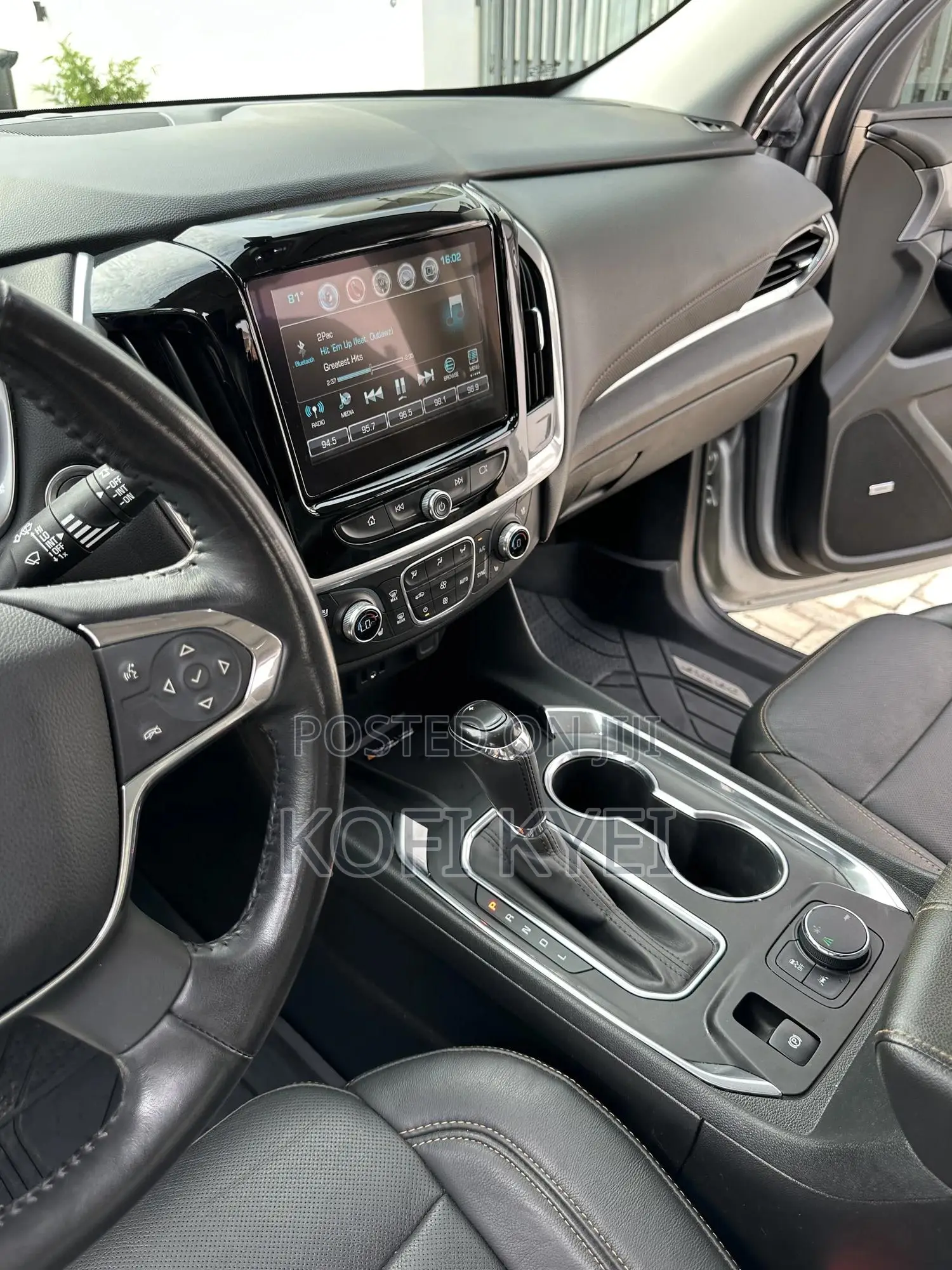 Chevrolet Traverse Premier AWD 2019 Gray